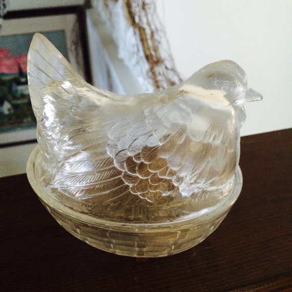 Clear Glass Chicken Nesting Hen Dish Farmhouse Décor Hen