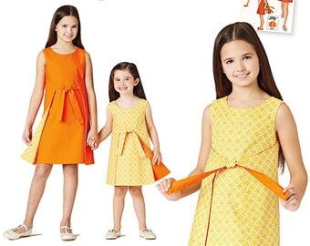 Simplicity Sewing Pattern 8104 Child's and Girls' Jiffy Reversible Wrap Dress