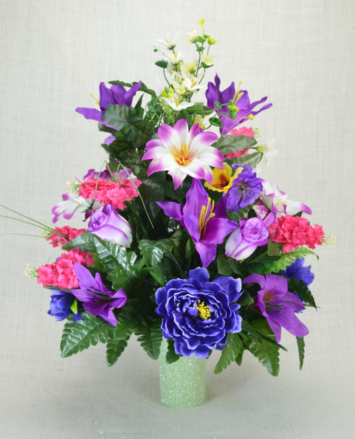 No.C02 Cemetery Arrangement. Spring Cone Flower Cone