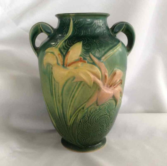 Vintage Roseville Pottery Zephyr Lily Vase 134 Made in USA