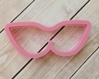 Miss Doughmestic's cat eye sunglasses