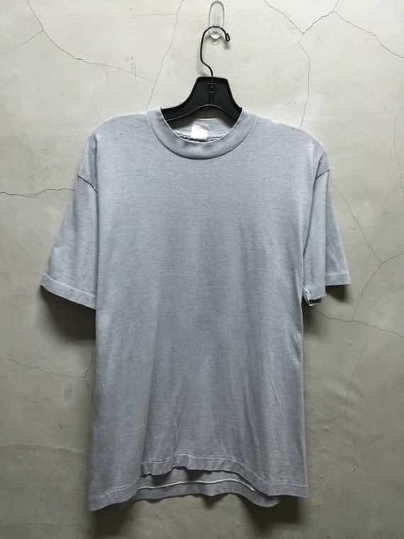 vintage t shirt 80s soft grey t shirt soft thin by imtryingtofocus