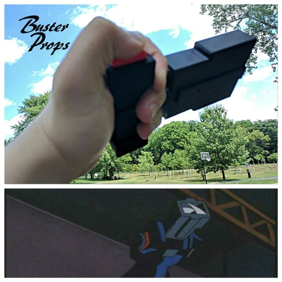 Batman the Animated Series Grapple Gun replica for costume