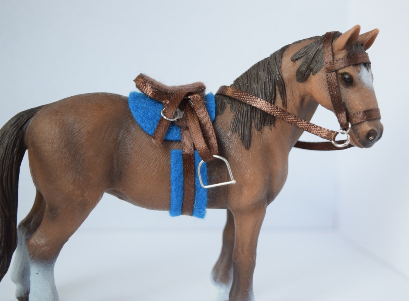 schleich riding pony