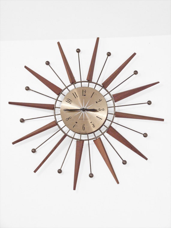 WESTCLOX Sunburst Clock 1960s Atomic Wood Golden Time Keeper