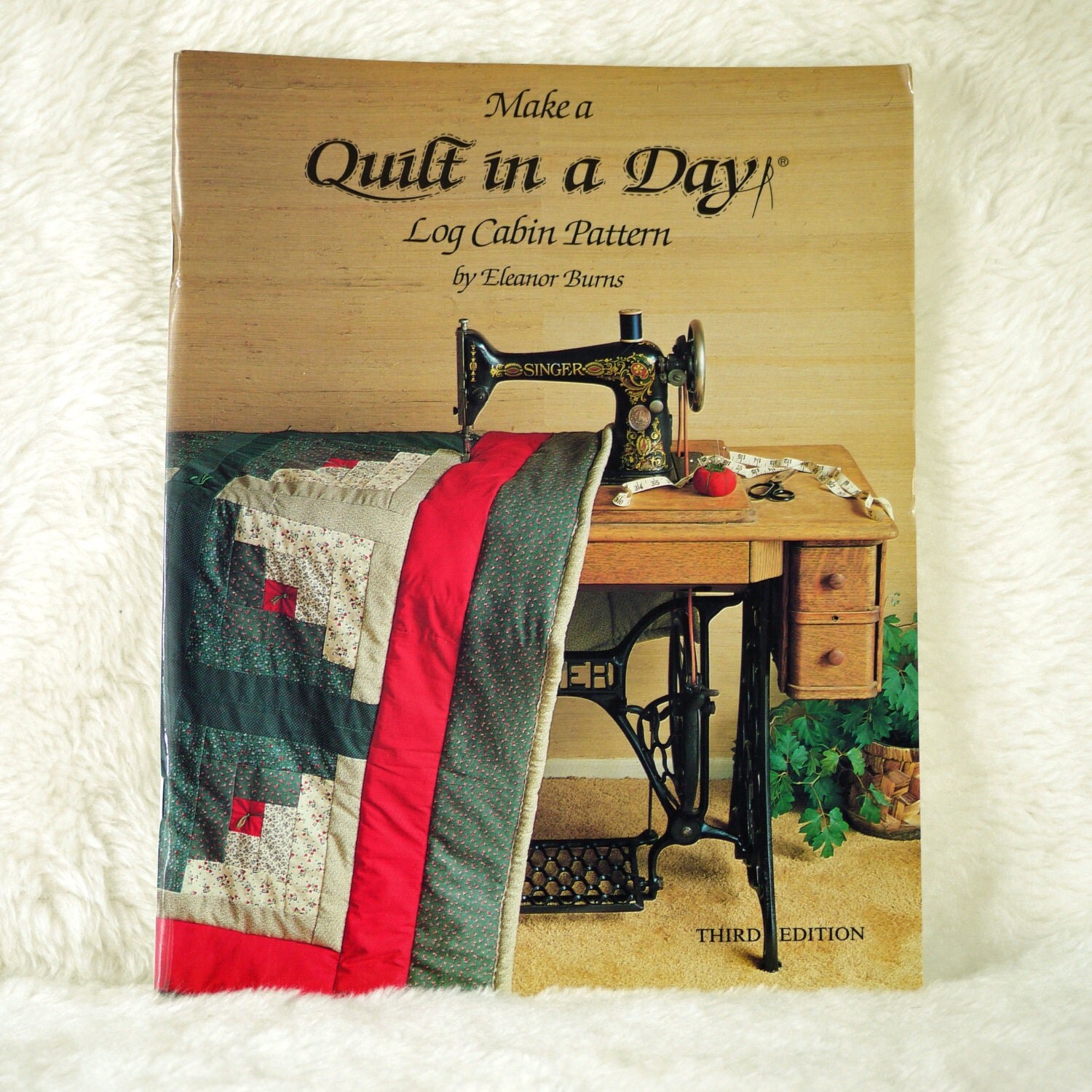 Log Cabin Quilt Paperback Pattern Instruction Book Eleanor