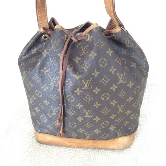 Vintage Louis Vuitton Noe monogram drawstring shoulder bag