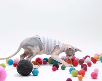 Pet Gift Cat Toys Assorted Sizes Amaze Balls™ 9 Felted wool toys Catnip Organic Toy balls 6 Medium/Large & 3 small Cat Balls organic