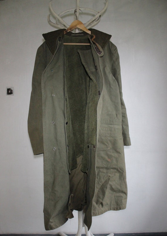 Olive green military trench coat army winter coat by PetarsVintage