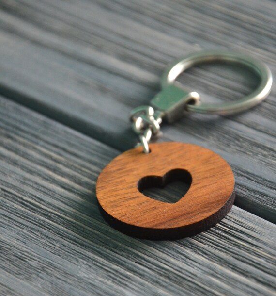 Romantic Gift Heart shaped Wooden Keychain Personalized Custom