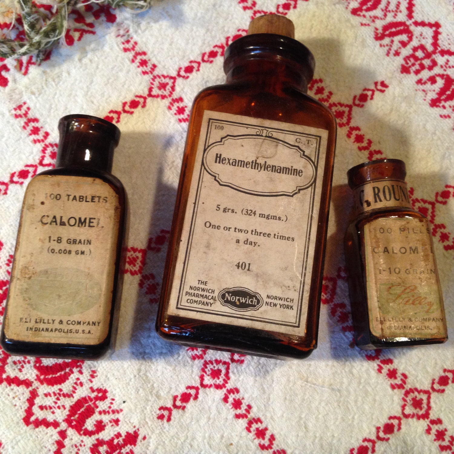 Antique apothecary medicine bottles viles. Three assorted.