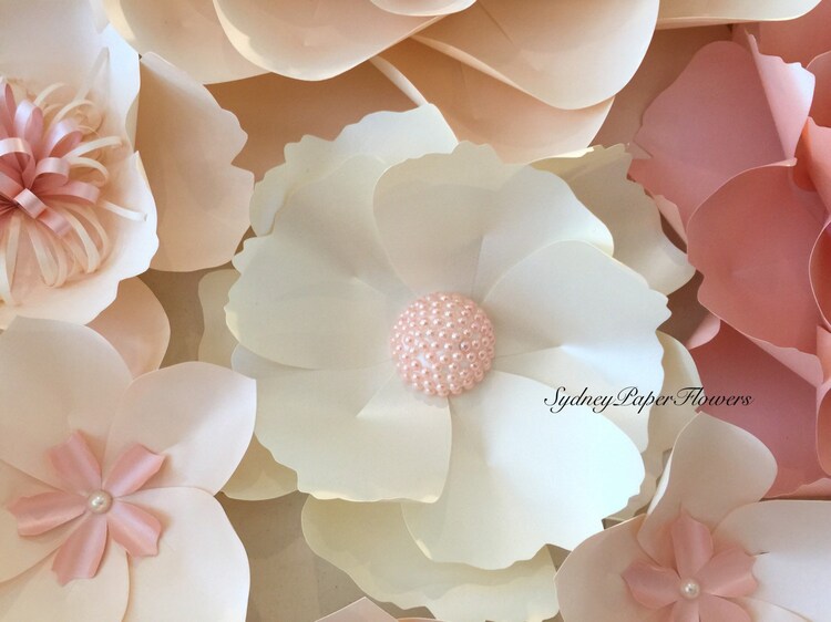 Paper flower wall TO HIRE in Sydney 24 x 25 by SydneyPaperFlowers