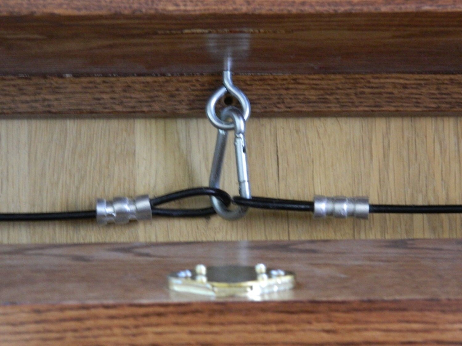 Gun Rack 6gun locking ammo and locking cable by GGGRacks