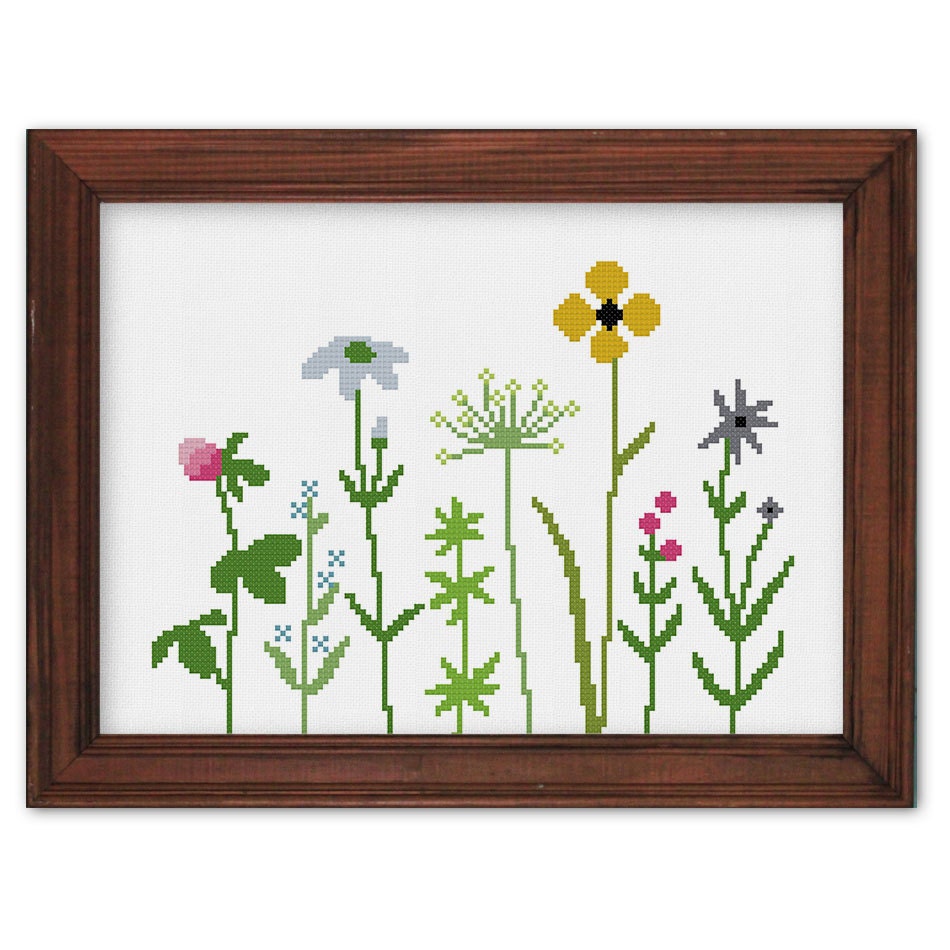 Modern cross. Wild Flowers - Cross Stitch Japanese Craft book.