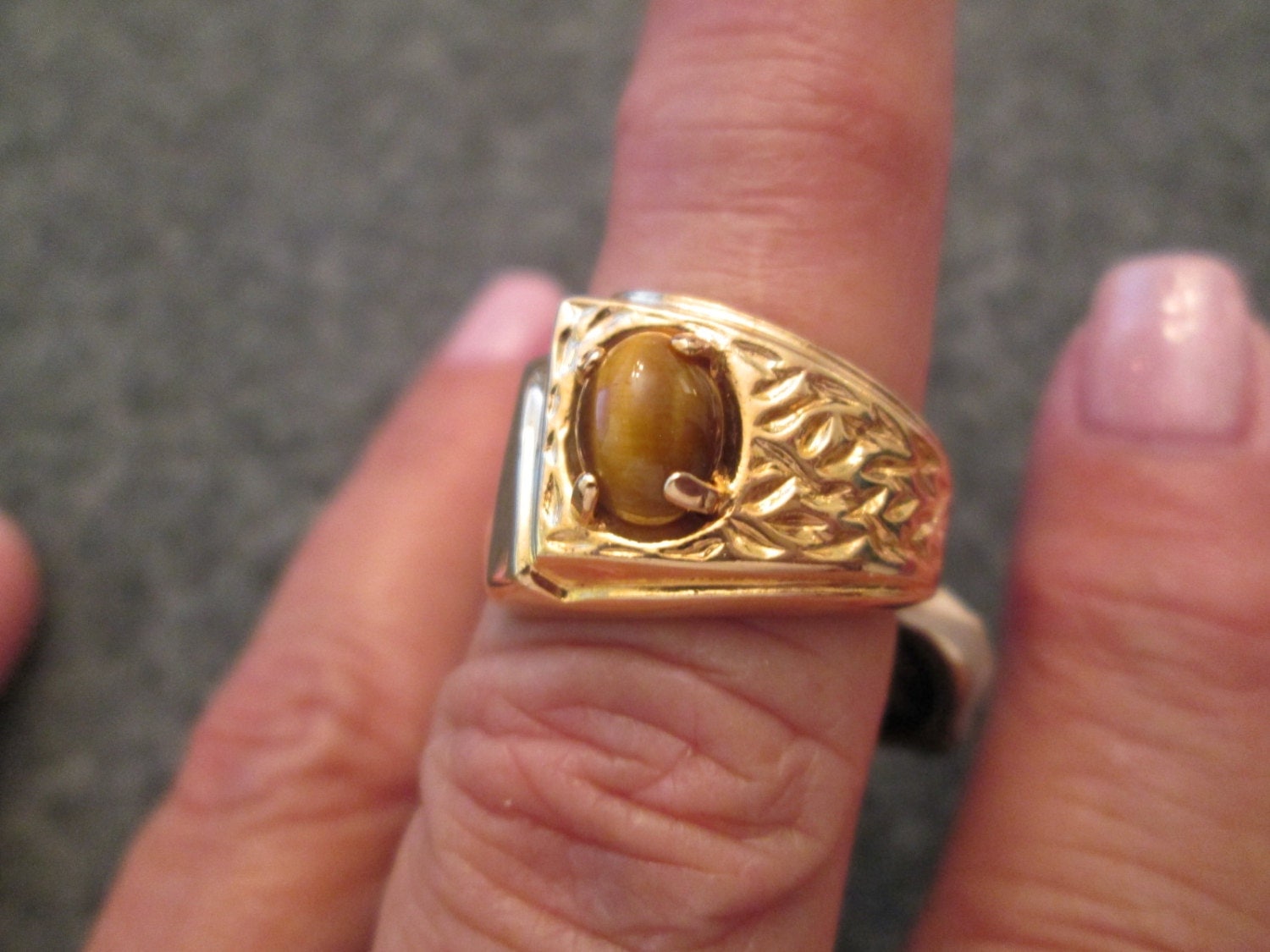 Genuine TIGER EYE Men's ring vintage 1970's. new sizes 7 by JKcorp