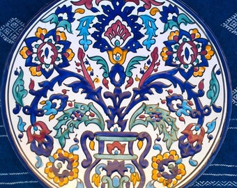ceramic dish plate plateful seat flowers handmade colored hands, natural clay, ceramique, handicraved blue yellow white kichen deco assiette