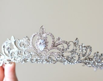 Princess Wedding Tiara, Luxury Bridal Tiara, Crystal Wedding Tiara, Princess Crown, Wedding Flower Tiara,Ref ANNA