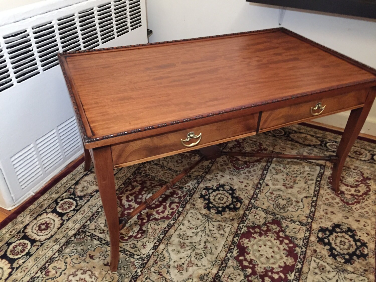 Grand Rapids Furniture Company Antique Mahogany Coffee Table Haute Juice