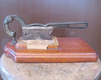 Vintage tobacco chopper, Tobacco cutter, Old tobacco cutter, Antique tobacco cutter, Collectible tool, Rustic home decor, home decor