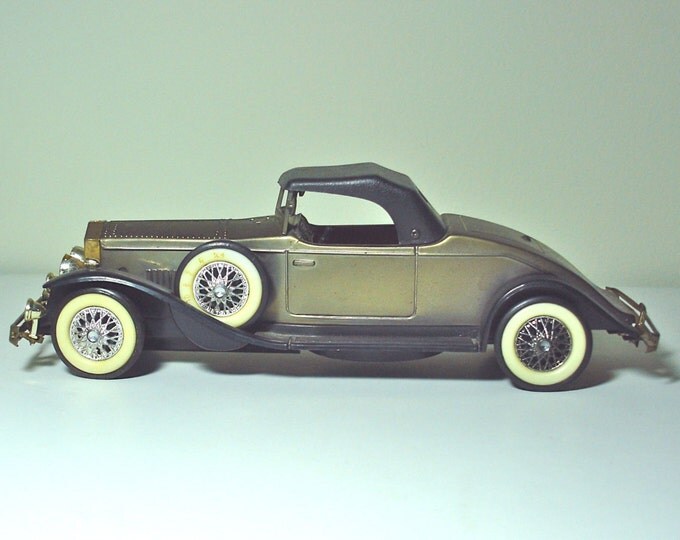 AM Transistor Radio Vintage Toy Car 1931 Green Rolls Royce