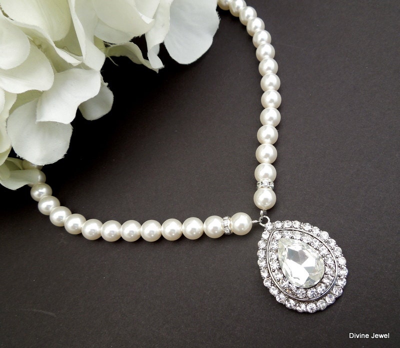 ivory swarovski pearl and crystal necklace by DivineJewel on Etsy