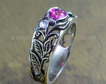 Alpine lily wedding ring set