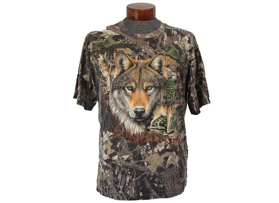 Camo Wolf T-shirt Size Large