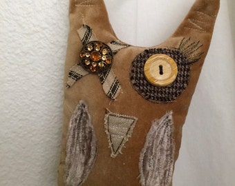 Hugs & Kisses Whimsical owl