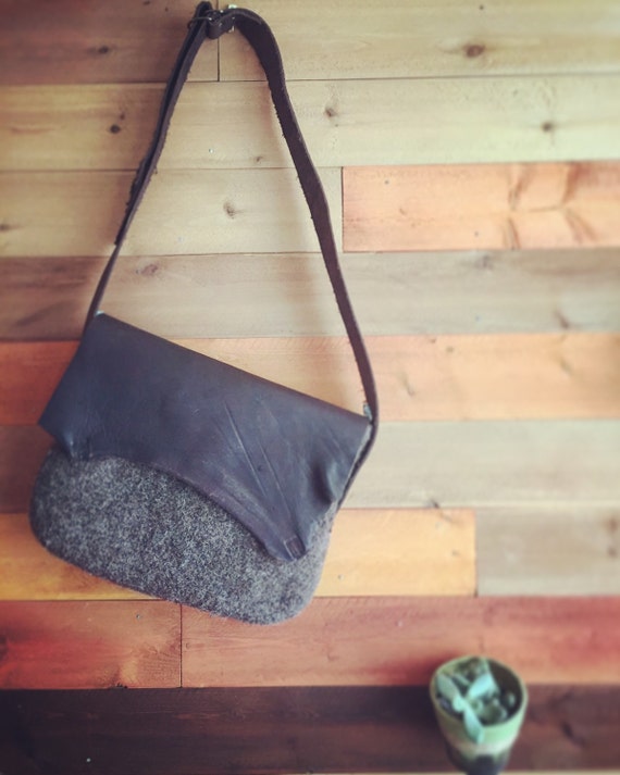 Brown Tweed Wool and Leather Small Messenger Shoulder Bag FREE