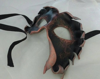 Masque de cuir, masques de costume, OOAK, bal masqué masque, masque de partie, unisexe masque, masque de cosplay, masque noir et cuivre, masque en cuir véritable