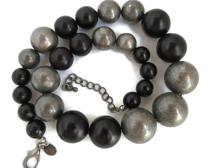 Vintage Express Black Gray Graduated Bead Necklace
