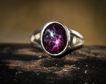 Items similar to Natural Star Ruby Ring, Star Ruby Wedding Ring, Star