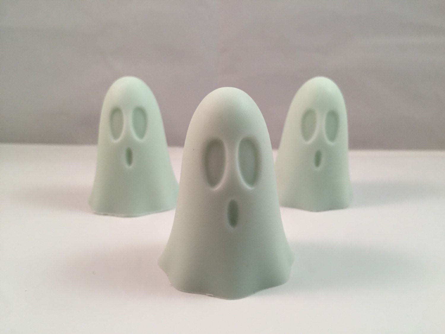 Ghost Soaps / Halloween Soap / Boo Soap / Fall Soap / 4 oz