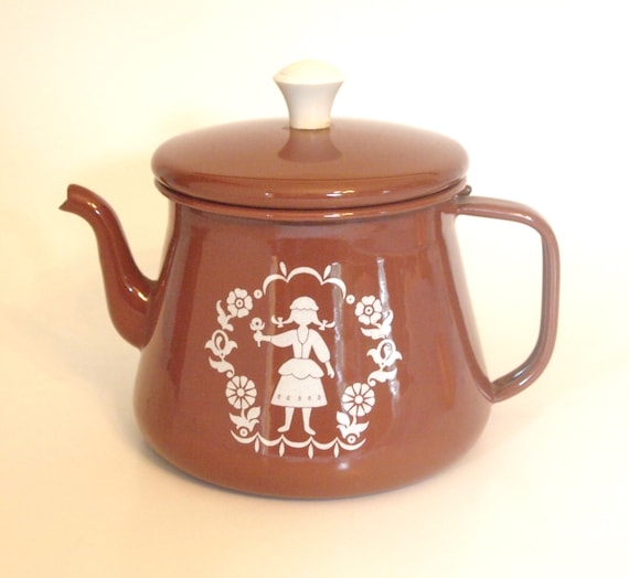 Vintage Enamelware Tea Kettle Teapot with Dutch Scandinavian