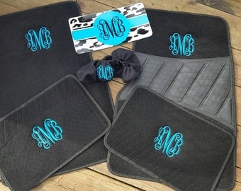 Monogram mat. Complete set. Embroidered car mats.