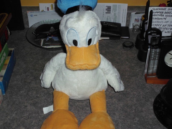 donald duck christmas plush