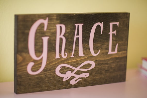 Wooden Custom Name Room Decor by SheMakesPrettyThings on Etsy