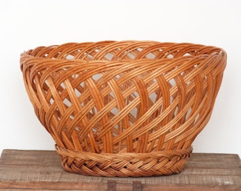 French wicker basket - Fruit/bread basket - French kitchen - French vintage
