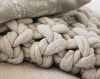 Knitted FLEECE, Weighted Blanket, Chunky Knitted Blanket FLEECE Super Chunky Blanket Knit Fleece Blanket Giant Knit Bulky Knit Blanket