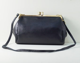Kiss lock purse, Clutch "Dakota" in black, Leather handbag, Vintage, leather bag, shoulder bag, handmade, leather purse, sling bag, big