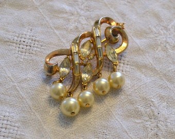 Vintage Signed Crown Trifari Gold Tone Swirl Pearl and Rhinestone Brooch, Pin, Dangle Pearls and Rhinestones