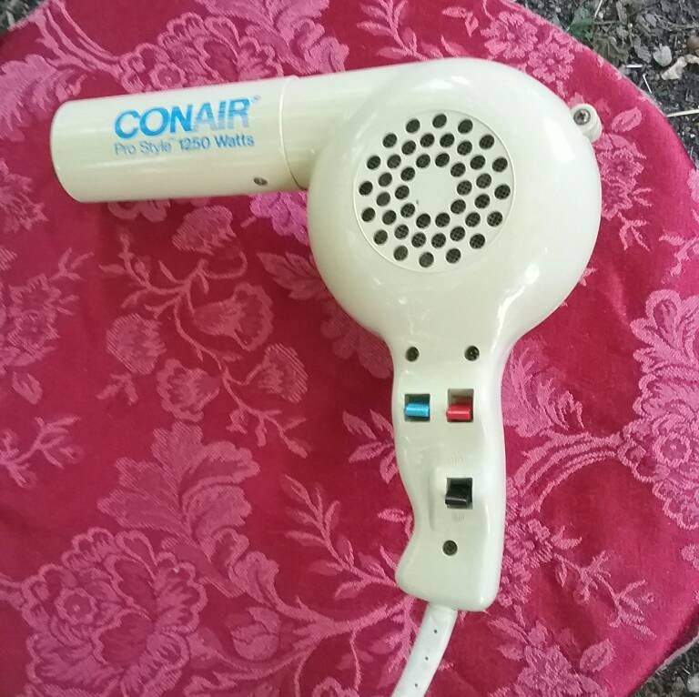 Conair Vintage Pro Style 1250 Watt Blow Dryer Model by UsefulRetro