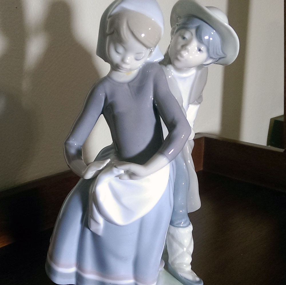 Lladro Figurine 1188 Boy Meets Girl With Rare 9464