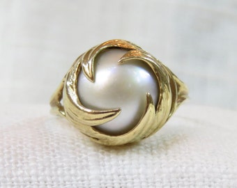 Vintage 10k Gold Pearl Cocktail Ring; Midcentury Modern; Statement Ring; 10 Karat Gold