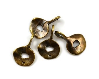 6 Mykonos Doodad Cornflake - Antique Brass - Rustic Dangle Charm
