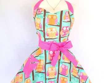Rockabilly Sweetheart Owl Apron Retro Style with Pink Pin dot Accent