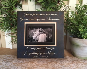 Bereavement Gift ~Lost Loved One Photo Memorial ~Those Memories Become a Treasure ~In Loving Memory Personalized Funeral In-Memory Frame