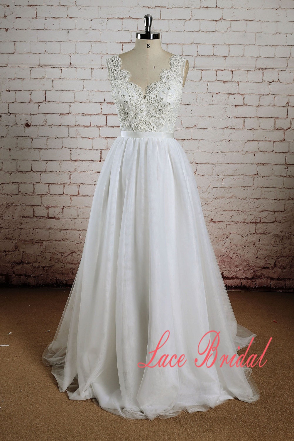 Beading Bodice Wedding Dress with Tulle Skirt  A line Bridal 