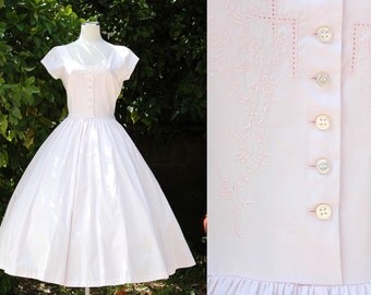 Pale Pink 80s Does 50s Dress with Full Circle Skirt // Bullocks off the Shoulder Dress