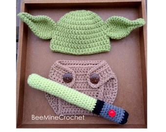 PATTERN Green Mythical Creature Newborn Outfit (Baby 0-3 Months) Hat, Diaper Cover, and Wand